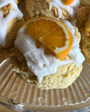 Load image into Gallery viewer, WREATH MAKING & CREAM TEA 27.11.25 6pm
