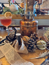 Load image into Gallery viewer, Christmas with WhataHoot 03.12.25
